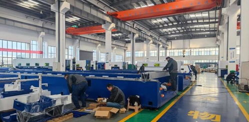 機(jī)械轟鳴 焊花飛濺 宿遷激光企業(yè)馬力全開搶抓市場(chǎng)機(jī)遇